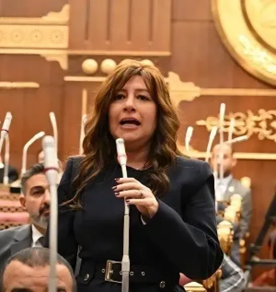 الدكتورة سوزي سمير عضو مجلس الشيوخ
