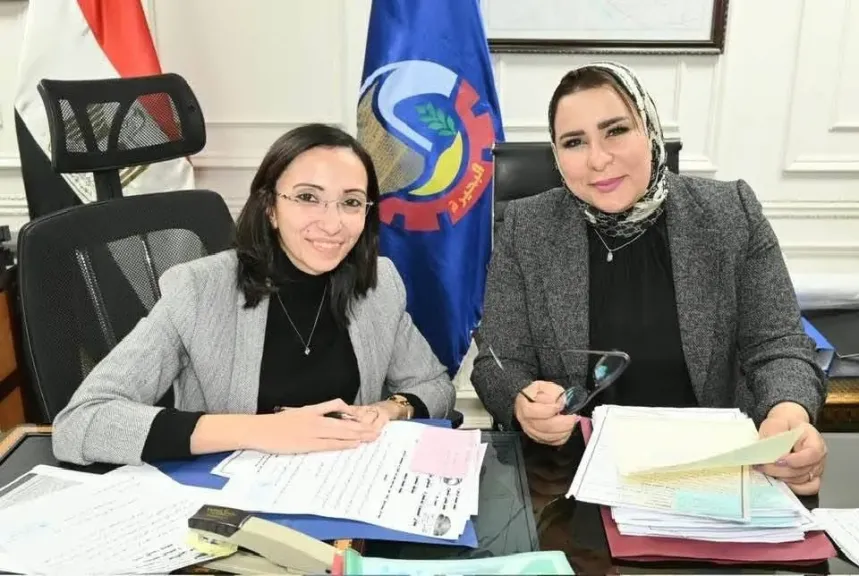 النائبة نيفين الكاتب