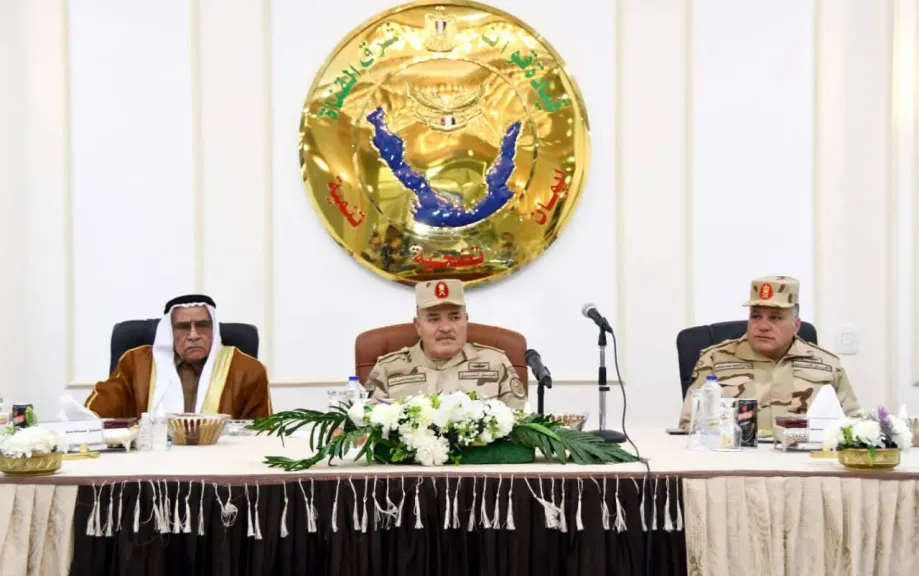 قوات شرق القناة تنظم إفطار لعدد من شيوخ وعواقل سيناء 