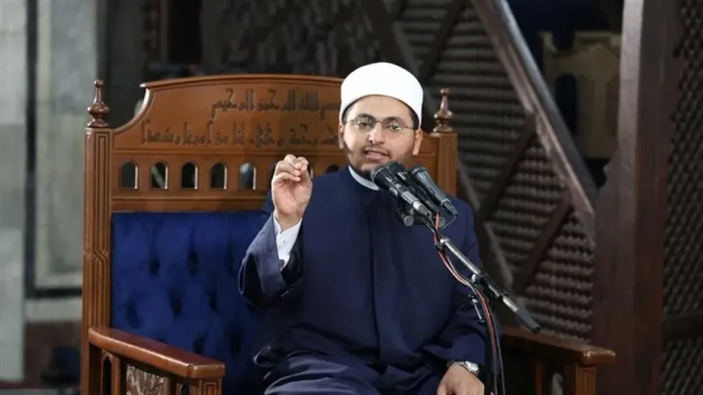 الأزهر يواصل حملة «وعي».. عضو هيئة التدريس بكلية الدعوة يرد على شبهة التفريق بين «الكتاب» و«القرآن»