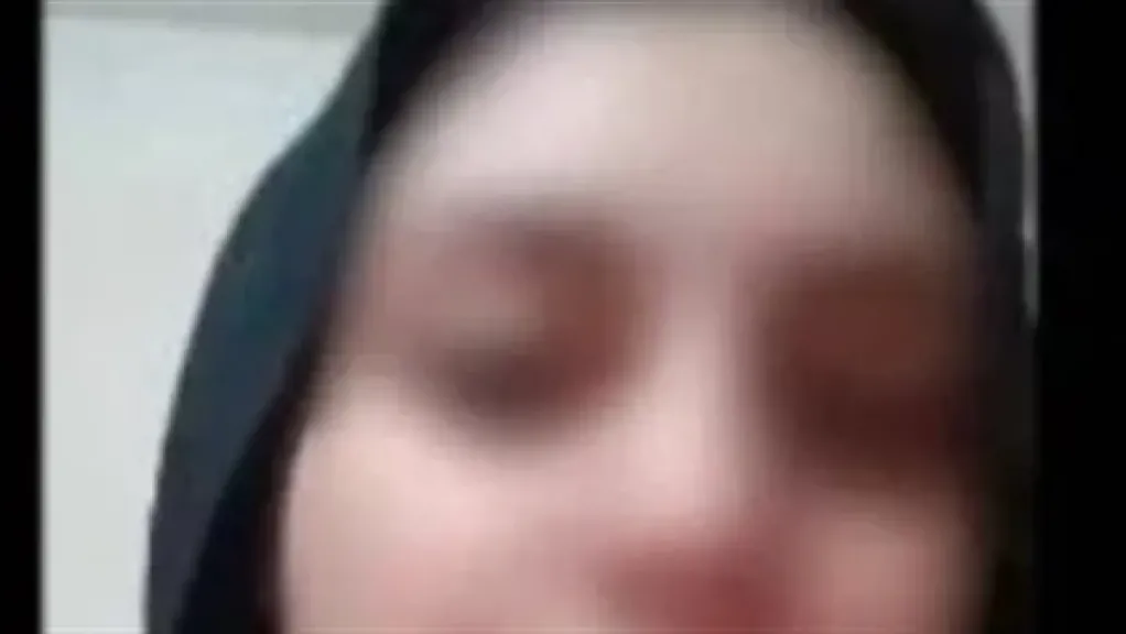 الفتاة 