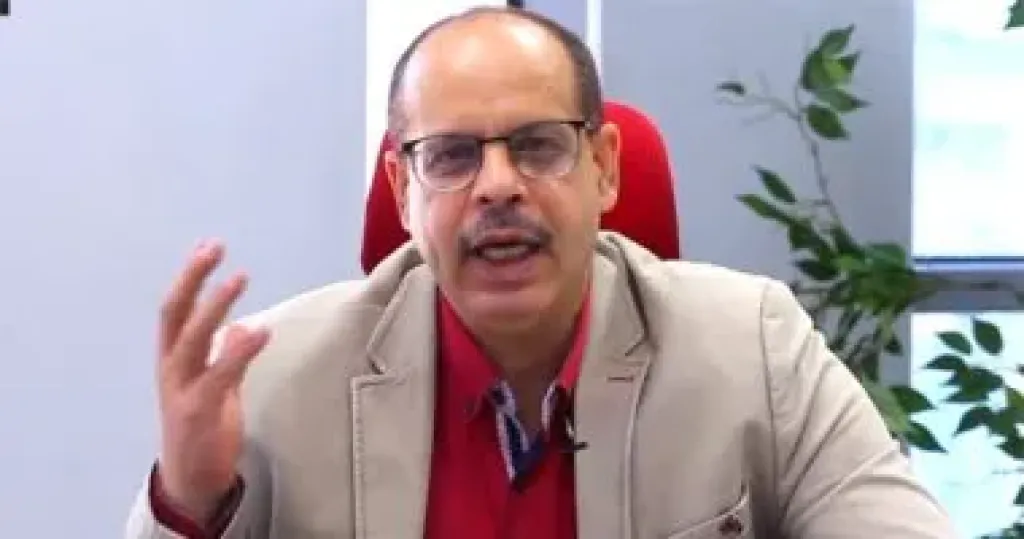 الكاتب الصحفي أكرم القصاص