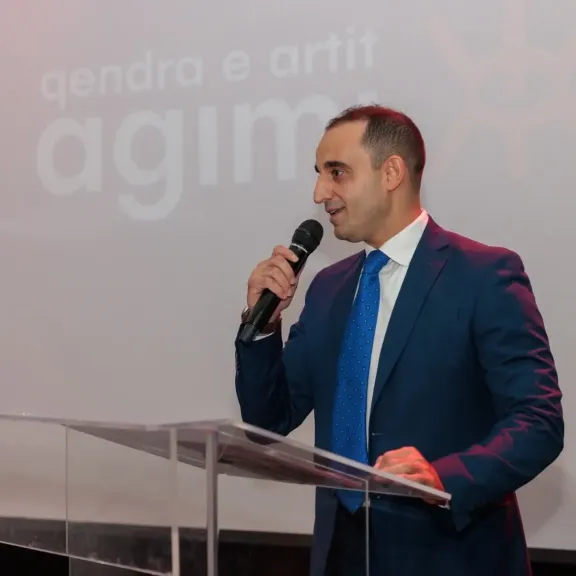 سامي مهنا السفير الفلسطيني السابق لدى ألبانيا