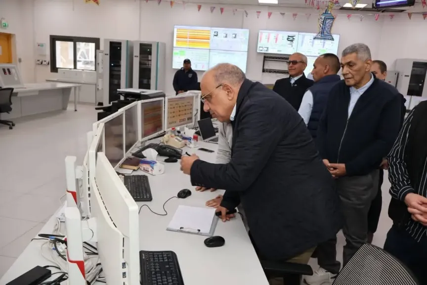  جولة ميدانية داخل أكبر محطات الكهرباء 