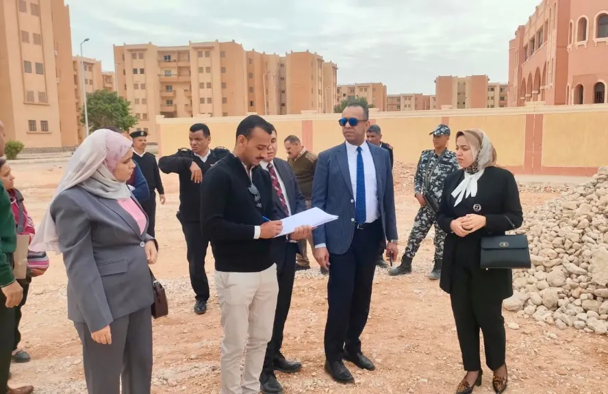 جانب من الصور 