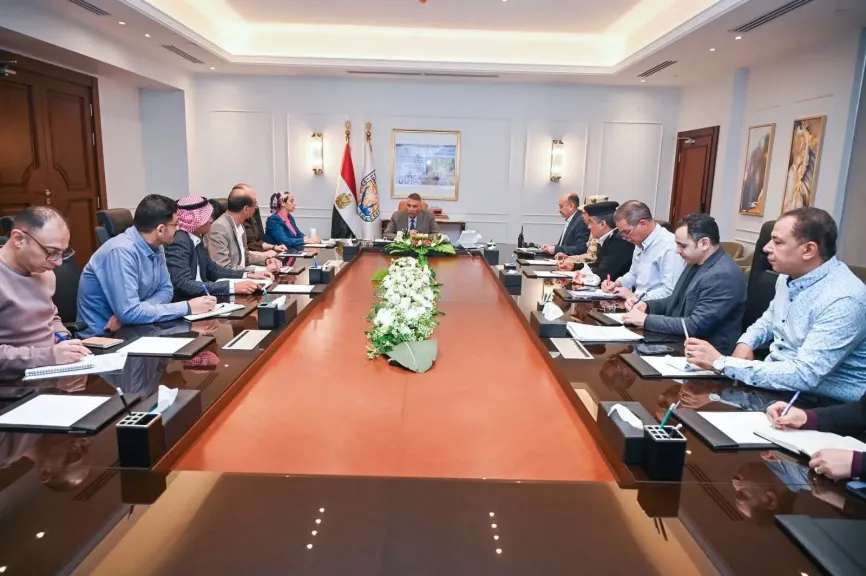إستعدادات المحافظة للإحتفال بالعيد القومى ال37