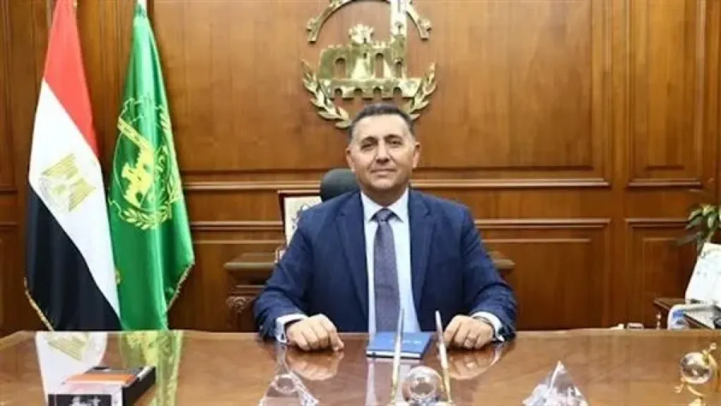 حسام عبد الفتاح محافظ القليوبيه