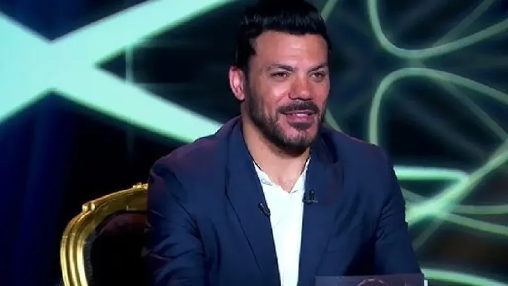 نجم منتخب مصر السابق عمرو زكي