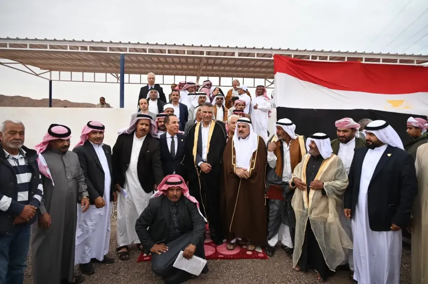 محافظ جنوب سيناء يشهد سباق الهجن بوادي مجرح بنويبع 