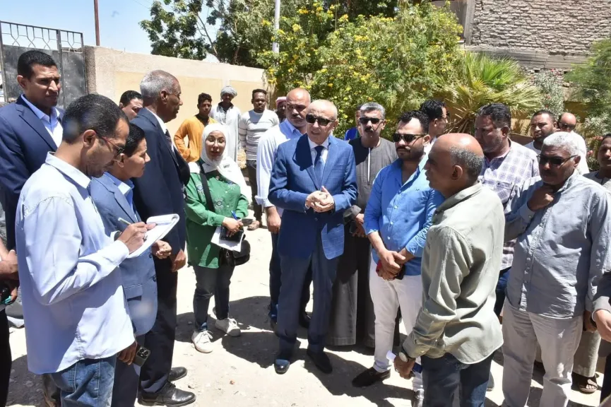 جانب من متابعة محافظة الأقصر 