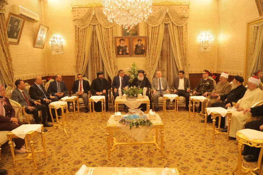 محافظ قنا ومدير الأمن يقدمان التهنئة بعيد القيامة 