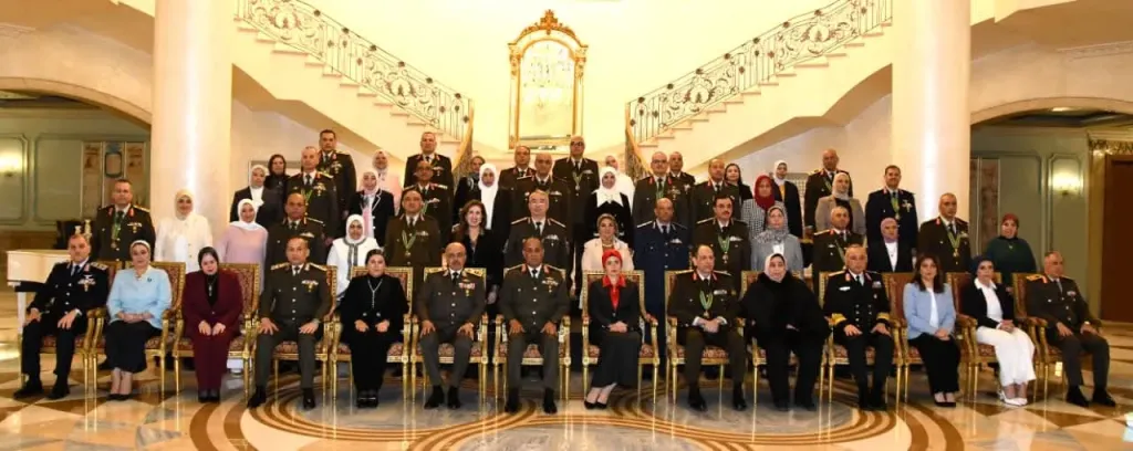 تكريم القادة الذين أوفوا العطاء بالقوات المسلحة 