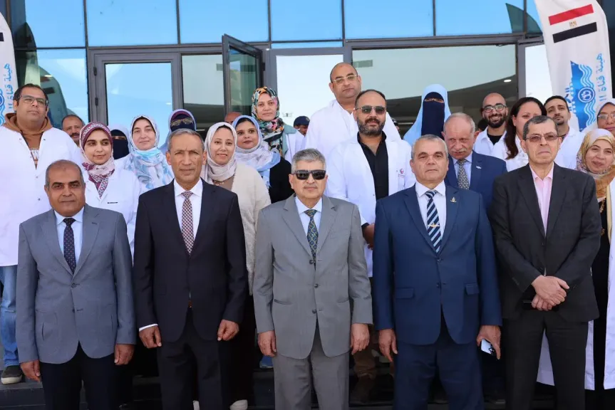 تعاون مشترك بين قناة السويس ومحافظة السويس 