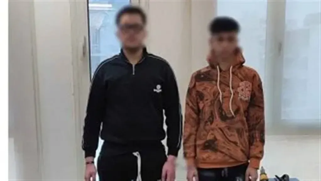 المتهمين 