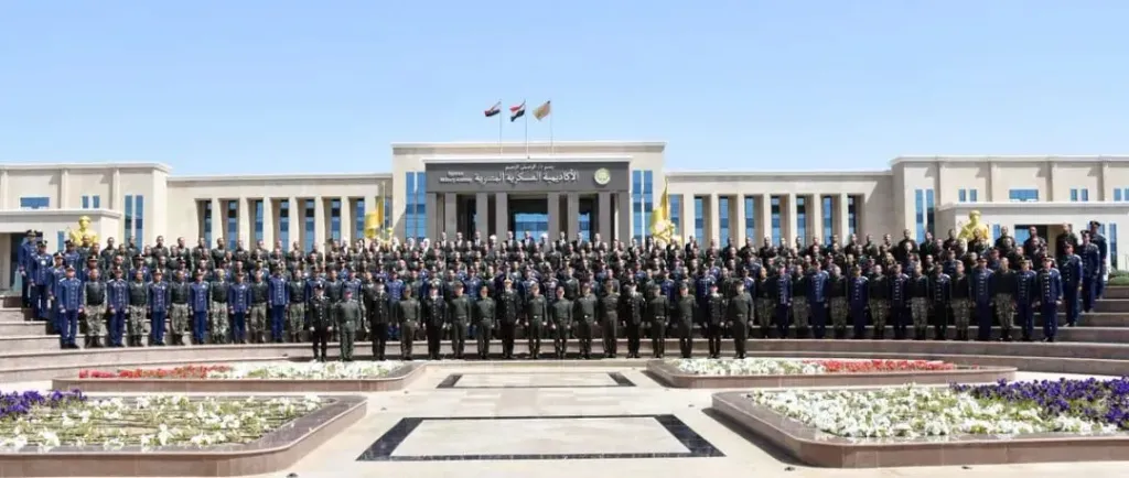  حفل إنتهاء دورة التعايش لطلبة أكاديمية الشرطة بالأكاديمية العسكرية 