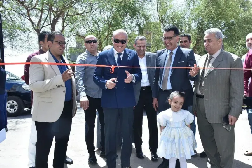 جانب من الإفتتاح 