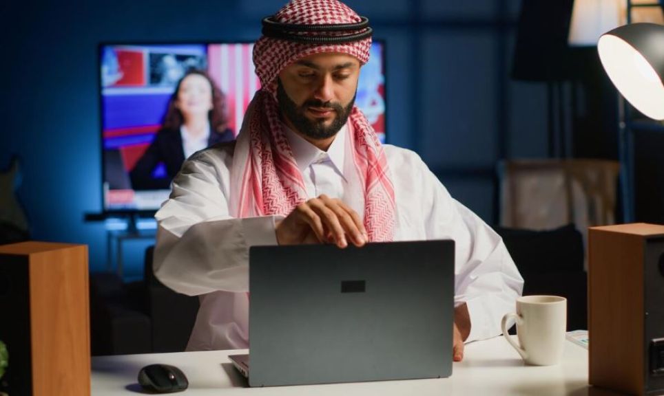 فضول المستخدمين: لماذا نبحث عن أشياء لا نحتاجها؟