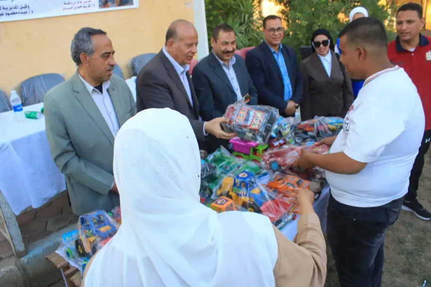 الإحتفال بيوم التوحد العالمي بمدرسة التربية الفكرية 