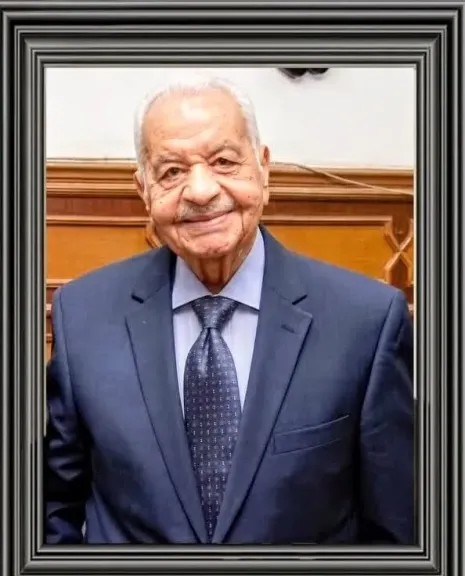 رئيس هيئة قناة السويس ينعي والد رئيس مجلس الوزراء 