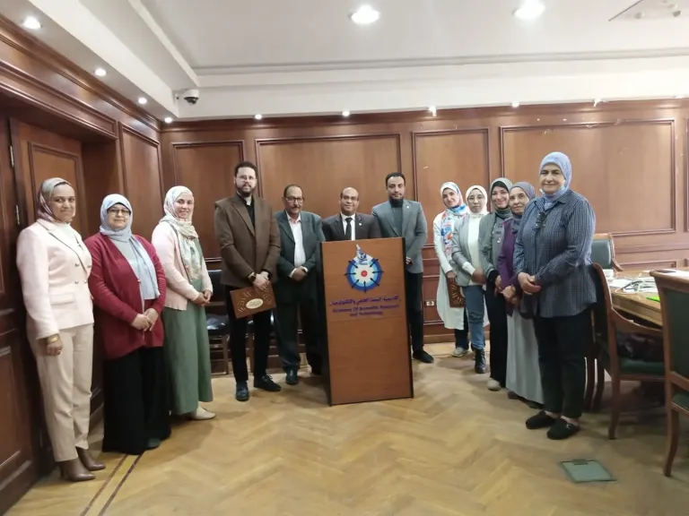 جامعة قنا تتصدر جائزة أكاديمية البحث العلمي 