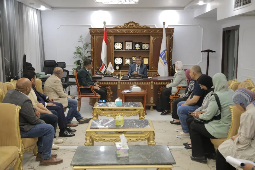 إجتماع ممثلي بنك مصر ومصر الخير لدعم قرى نجع حمادي