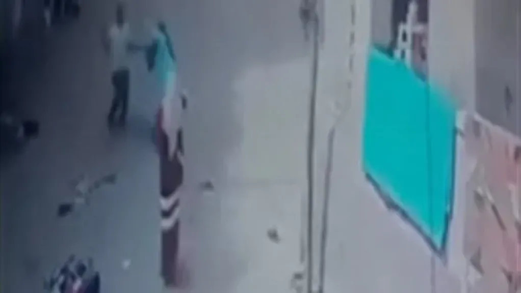 جانب من الصور 