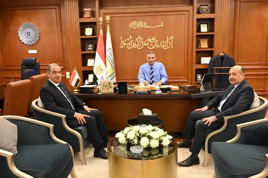 محافظ جنوب سيناء يستقبل السكرتير العام والسكرتير العام المساعد 