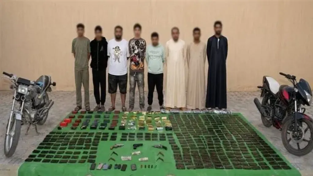 المتهمين 