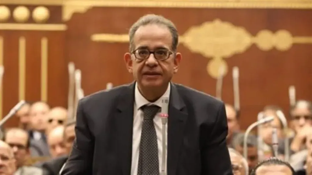 النائب طارق عبد العزيز، وكيل لجنة الشؤون الدستورية والتشريعية بمجلس الشيوخ