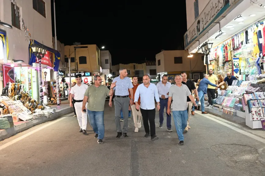 محافظ جنوب سيناء يتفقد السوق القديم بشرم الشيخ 