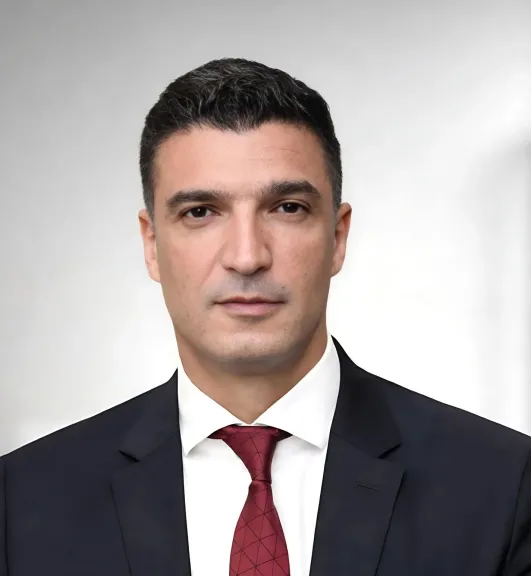 المهندس خالد هاشم وزير الصناعة