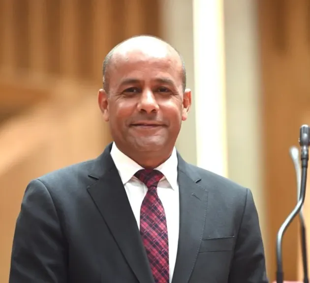 النائب ياسر منصور قدح، عضو مجلس النواب
