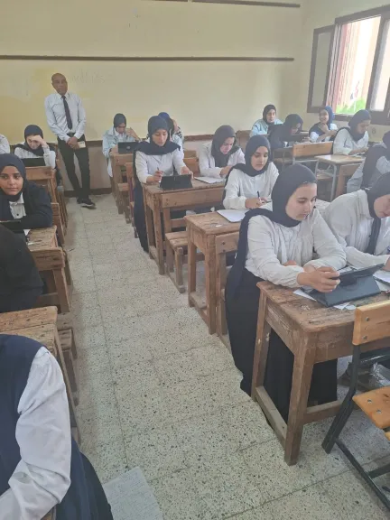 جانب من المتابعة 