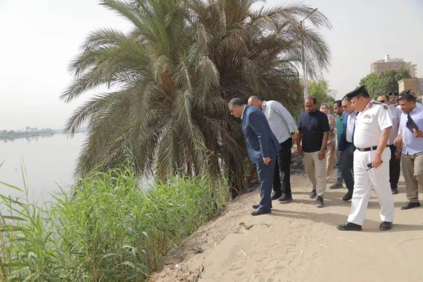 منطقة هبوط نجع موسى وأسفل كوبري نجع حمادي 