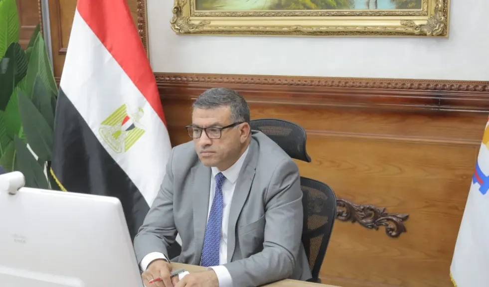محافظ قنا يشارك في إجتماع إستعدادات عيد الأضحى 