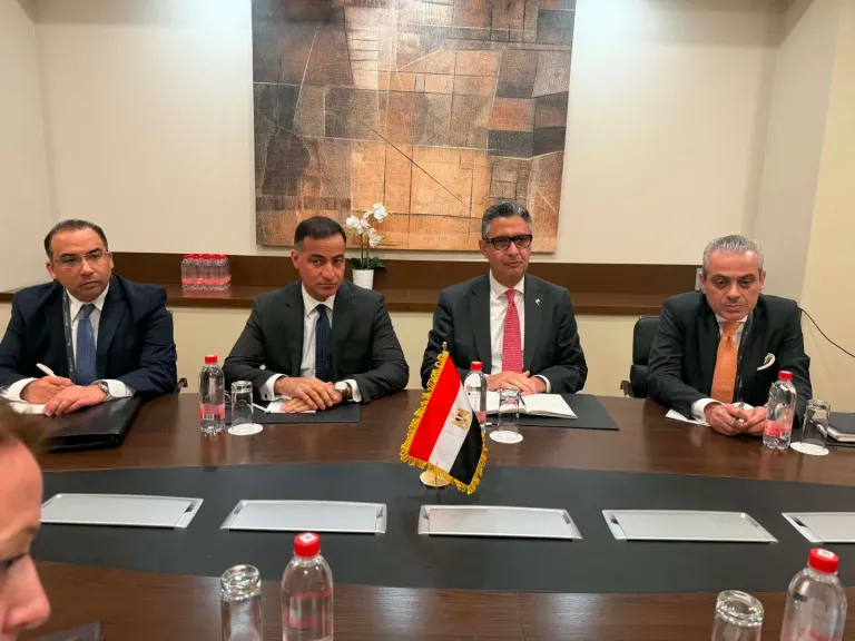 وزير التموين 