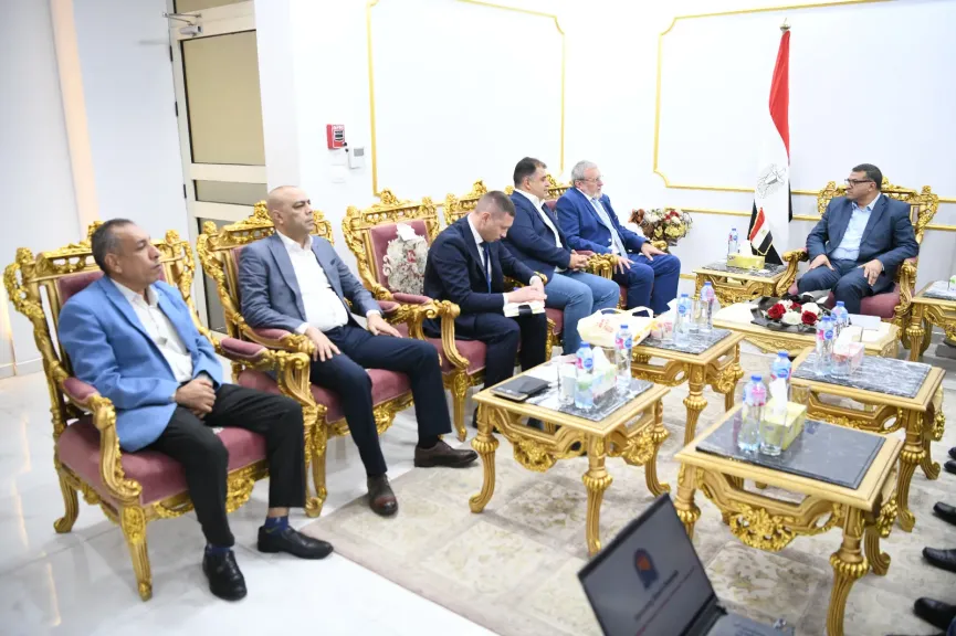 بحث آفاق التعاون المشترك مع القنصل العام الروسي