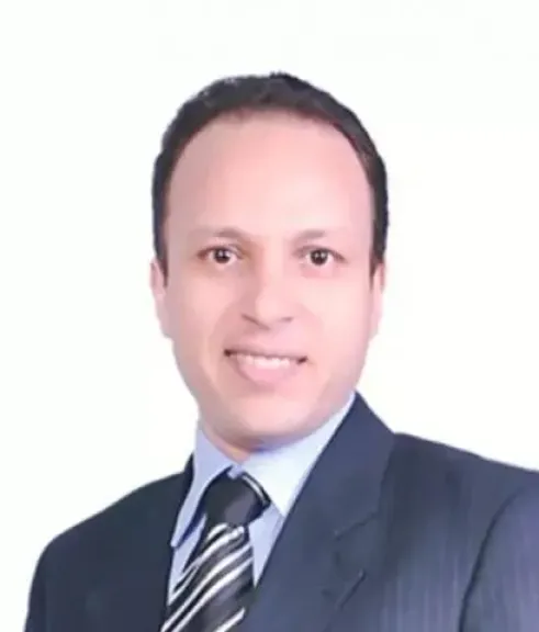 دكتور عماد الدين فهمي يكتب: أحقر الكذابين هو مَن يمنحك نصف الحقيقة ليخفي عنك النصف الآخر