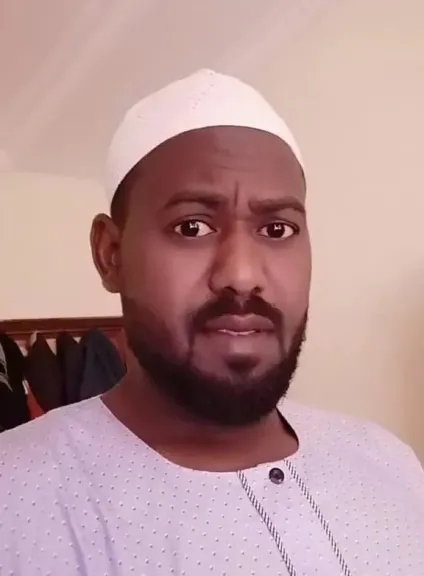 قضية عمر محمد عمر دارس.. تقرير حقوقي يرصد انتهاكات بالمحاكمات الأمنية في السودان