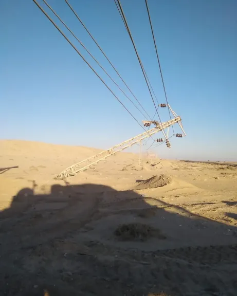 سقوط 3 أبراج جهد متوسط متسببة بإنقطاع الكهرباء