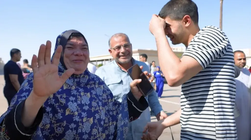 جانب من الصور 