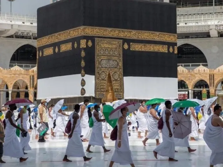 حجاج بيت الله الحرام 