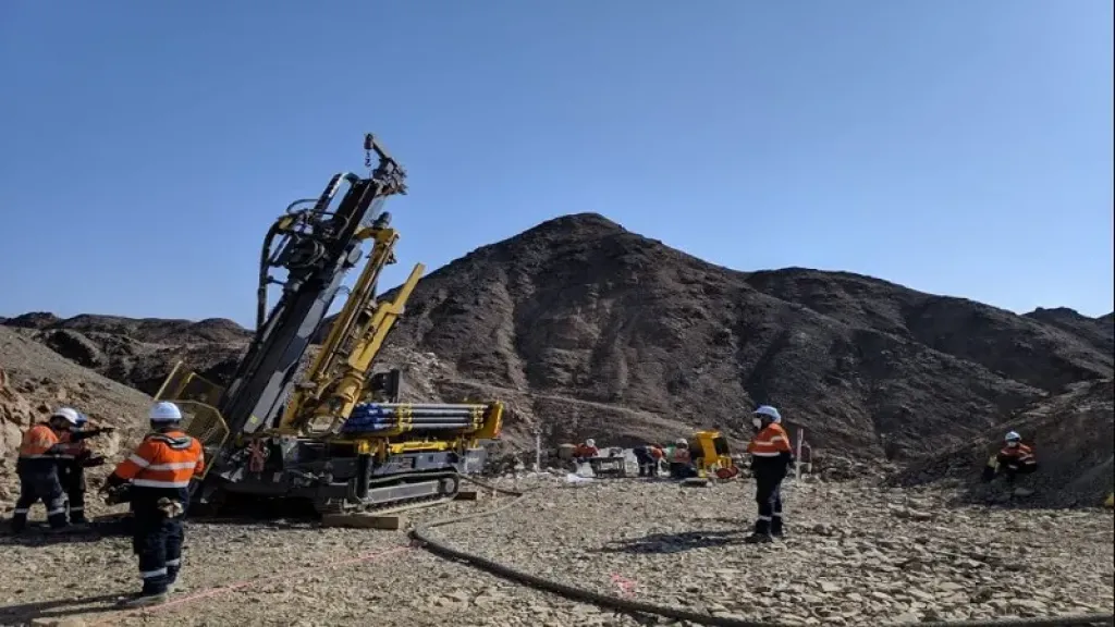 مسح جوي لمواد التعدين
