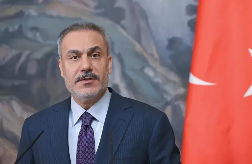 وزير الخارجية التركي: الأمريكيون والإيرانيون صادقون في رغبتهم بوقف الحرب وفتح مضيق هرمز