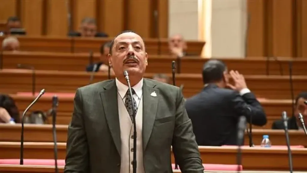 برلماني يفتح النار على مطاعم ”نظام الطيبات”: بيع للوهم وسعي خلف المشاهدات