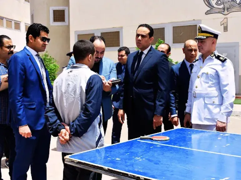 بالصور .. النيابة العامة تُجري تفتيشًا لمركز إصلاح وتأهيل بدر (٢)