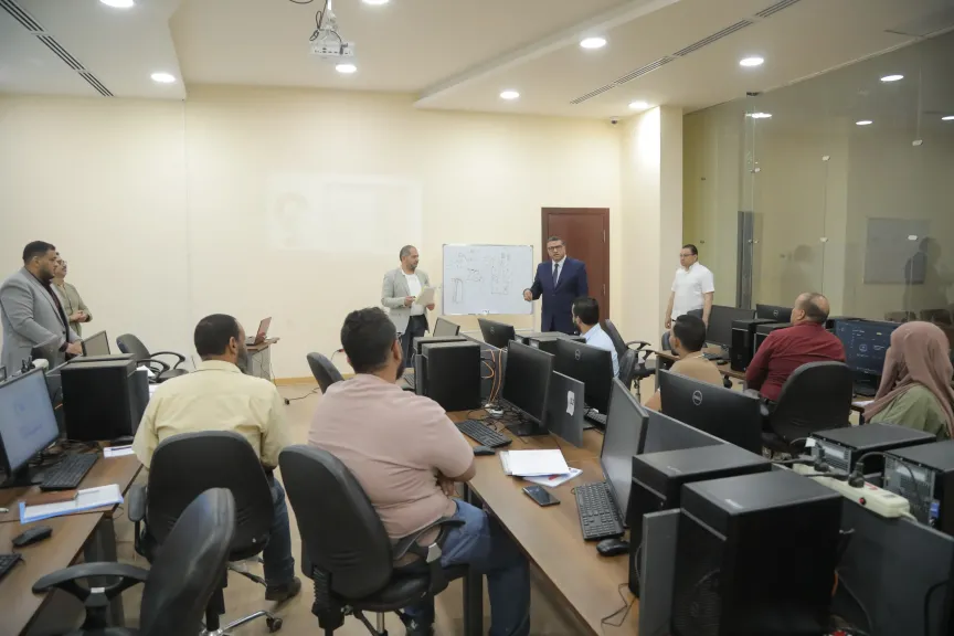 تدريب المهندسين المتخصص حول ”تطبيق منهجية إعادة ترتيب الأراضي” ضمن مشروع حيّنا بمكتبة مصر العامة بقنا