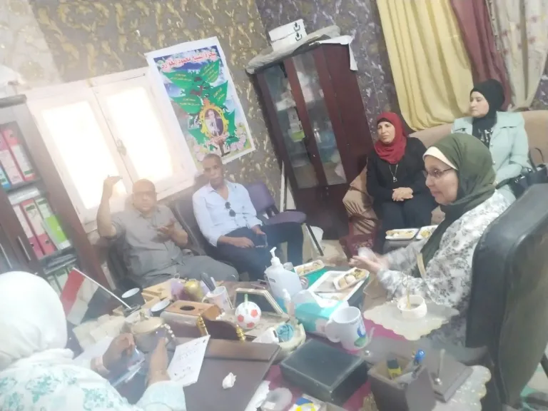 جهاز تنمية المشروعات الصغيرة والمتوسطة بقنا يدعم المبادرة الوطنية للمشروعات الخضراء الذكية بقوص