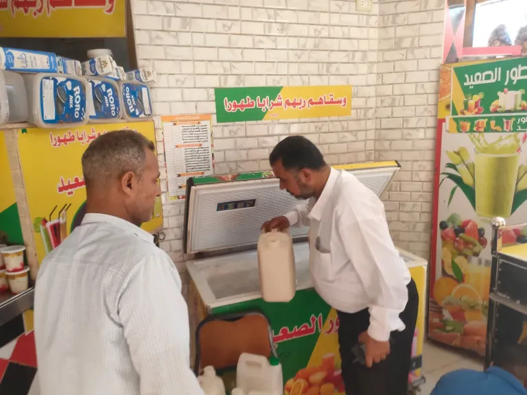 محافظ الشرقية يضرب بيد من حديد على محال العصائر المخالفة