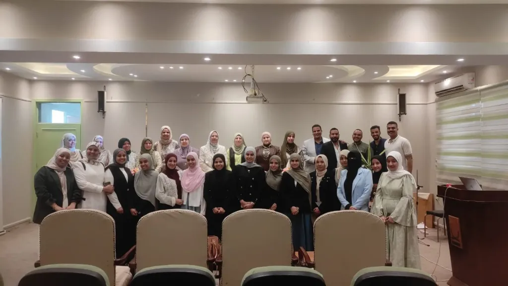 خريجي وباحثين زراعة قنا يستعرضون أفكاراً مبتكرة ضمن المبادرة الوطنية للمشروعات الخضراء الذكية